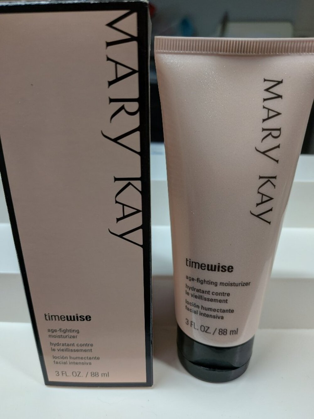 Mary Kay TimeWise Age Fighting Moisturizer - Combination/Oily Skin